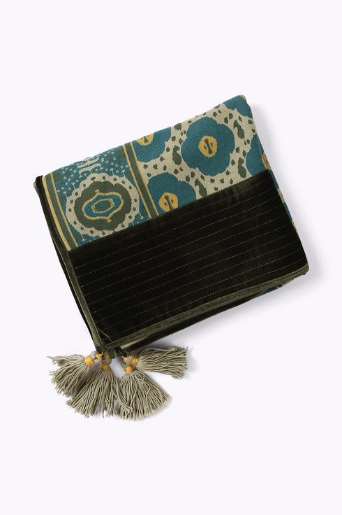 Shawl in printed faux cashmere cotton blend with tassels